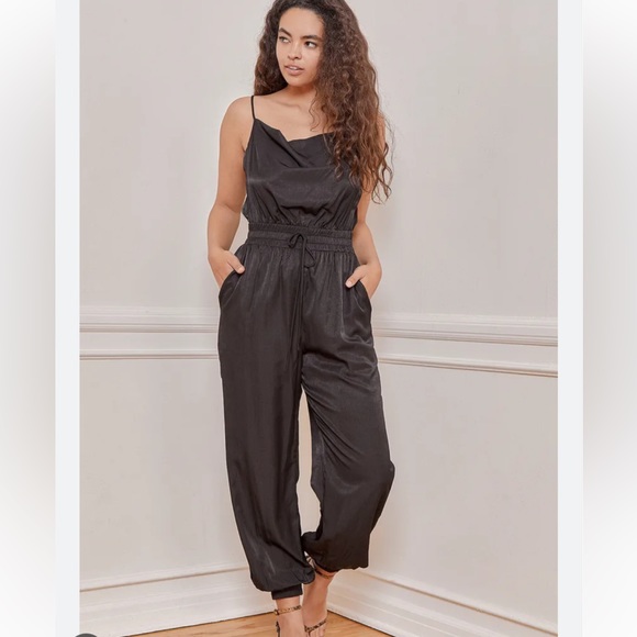 Lulu's Pants & Jumpsuits Lulus Nwt Jumpsuit Womens Xs Black
